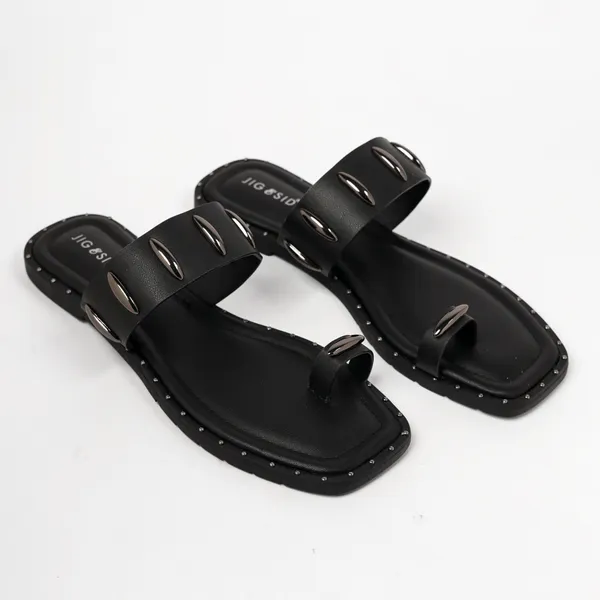 Black_Synthetic_Leather_Flats_For_Women