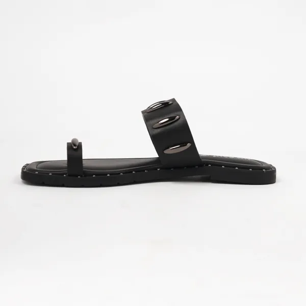 Black_Synthetic_Leather_Flats_For_Women