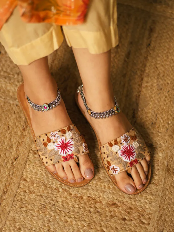 Brown_Synthetic_Leather_Flats_For_Women