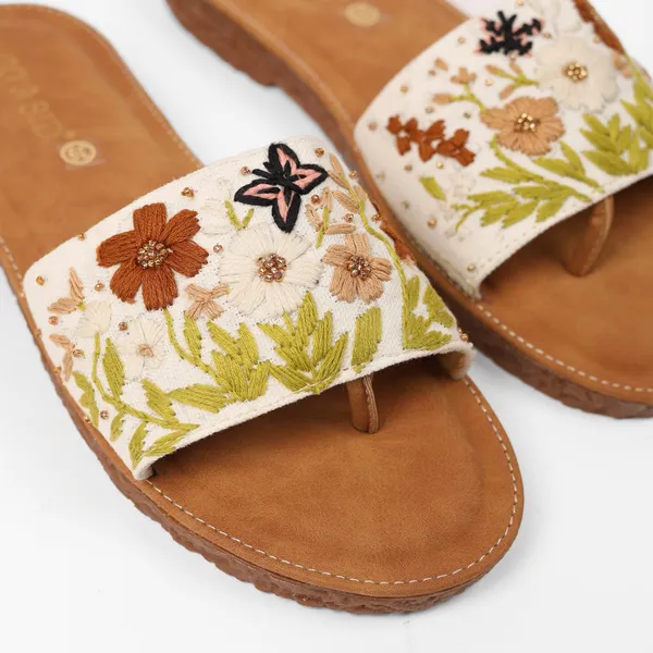 Brown_Synthetic_Leather_Flats_For_Women