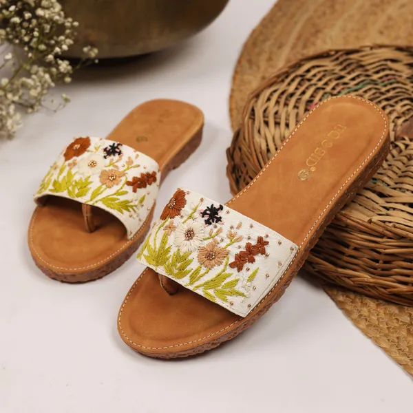 Brown_Synthetic_Leather_Flats_For_Women