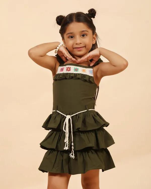 Green_Cotton_Blend_Premium_Dress_With_Waist_Tie_For_Girls