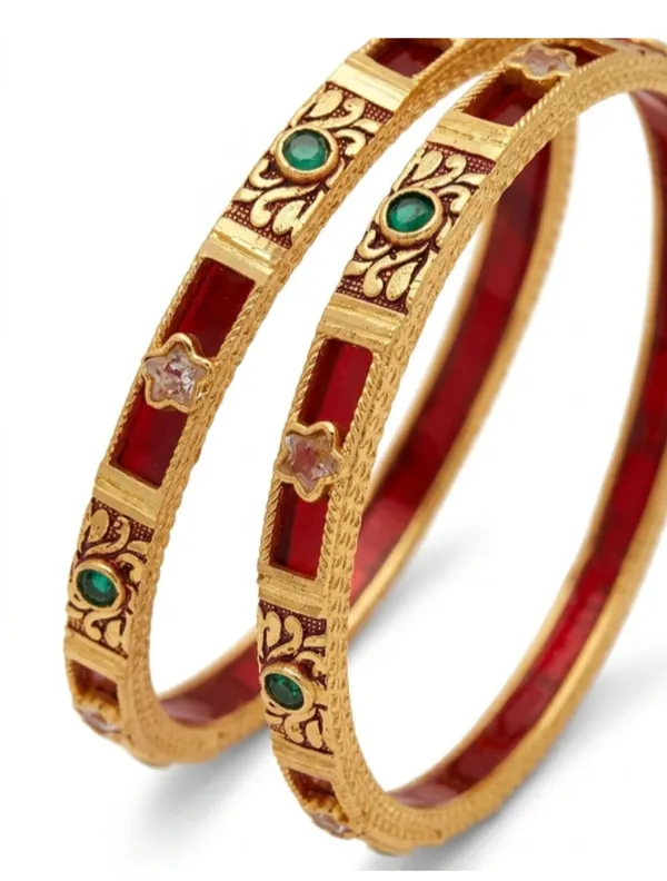 Gold_and_red_with_star__mina_work_Kadli_