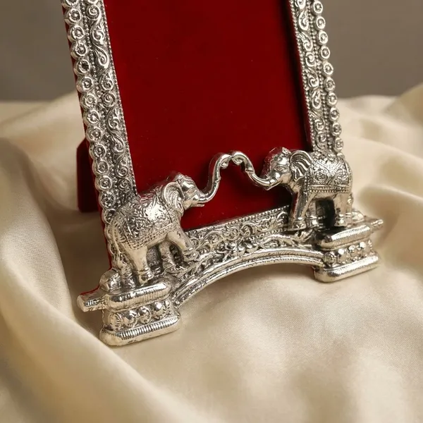Silver_Majestic_Pure_Elephant_Handcrafted_Luxury_Photo_Frame