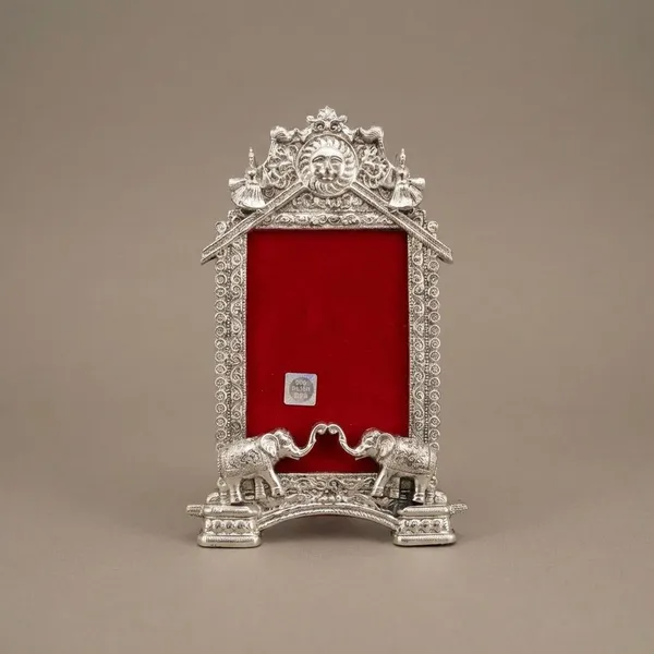 Silver_Majestic_Pure_Elephant_Handcrafted_Luxury_Photo_Frame
