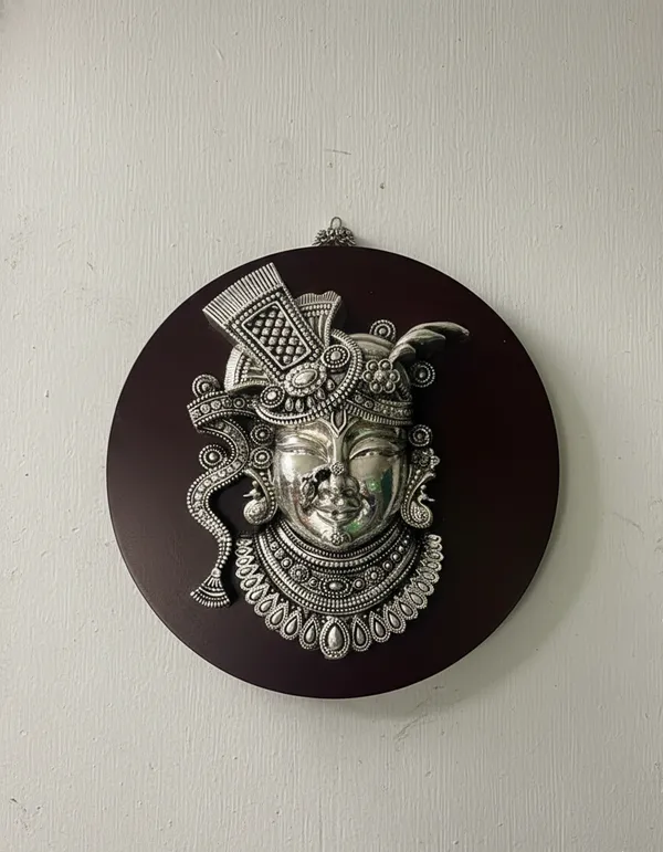 Pure_Silver_Shrinathji_Face_Handcrafted_Lord_Relief_On_Circular_Wood_Stand_Wall_Hanging