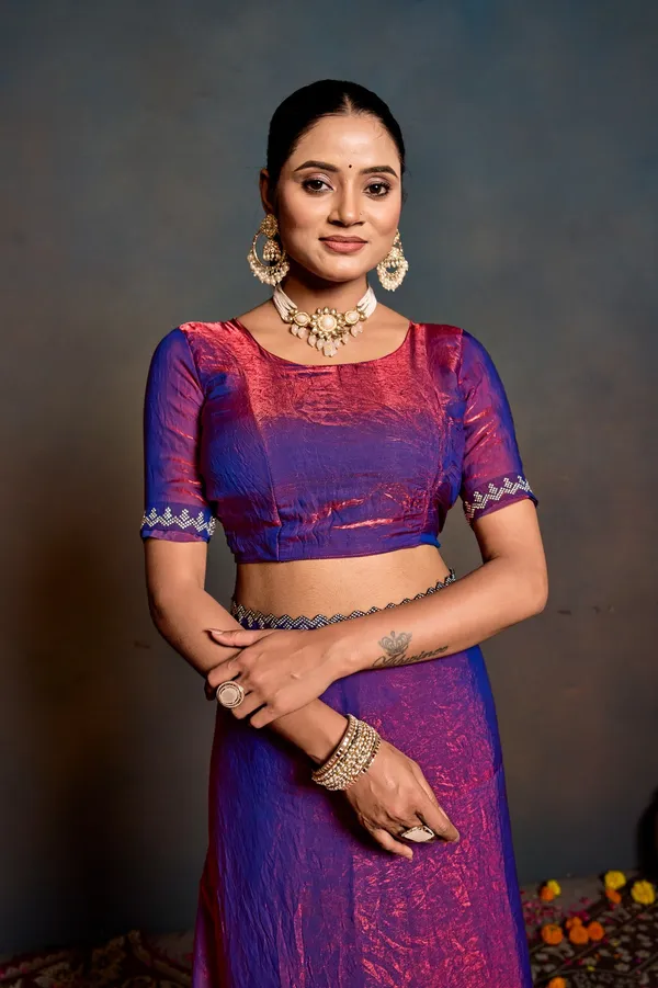 Purple_Silk_Saree_With_Stone_Work_And_Blouse_Piece_For_Women