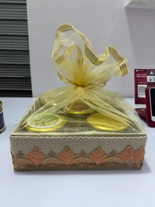 Gold_Ribbon_Organza_Bow_Festive_Gift_Box_And_Anjaneya_Foods_Golden_Raisins_Pet_Jar_Pack_Of_2