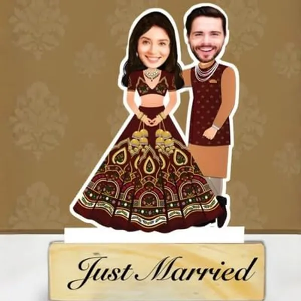 Multicolor_Premium_Personalized_Caricature_With_Wooden_Base