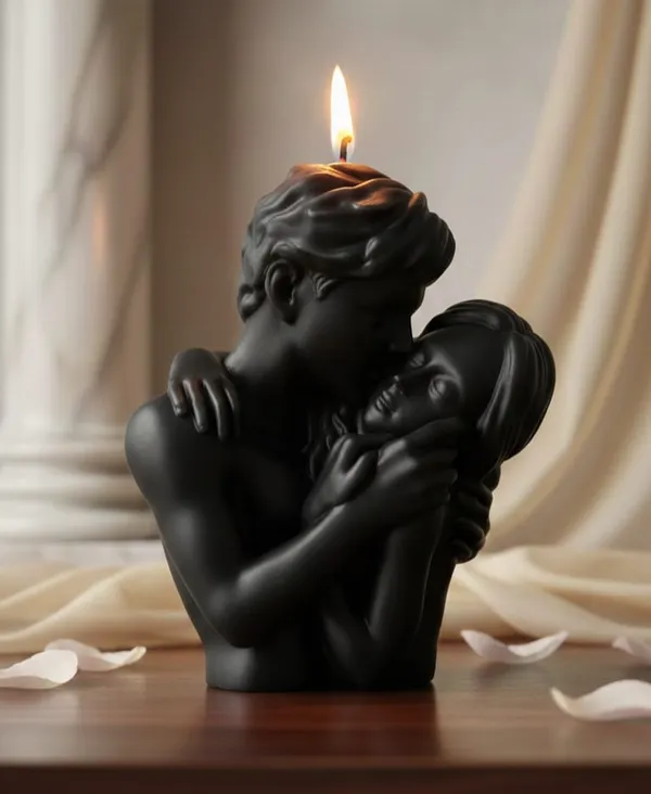 Black_Premium_Wax_Romantic_Couple_Embrace_Decorative_Candle_For_Home_Decor