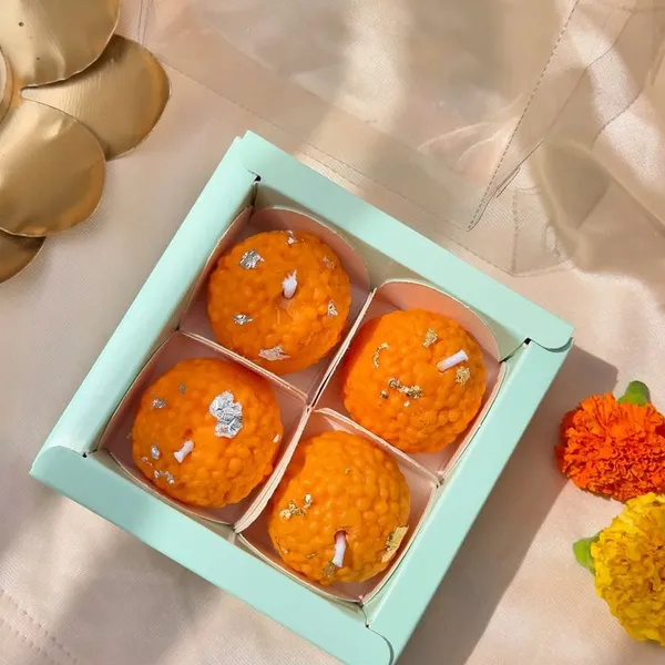 Pack_Of_4_Multicolor_Premium_Wax_Premium_Motichoor_Ladoo_Gift_Box_Candle_For_Home_Decor