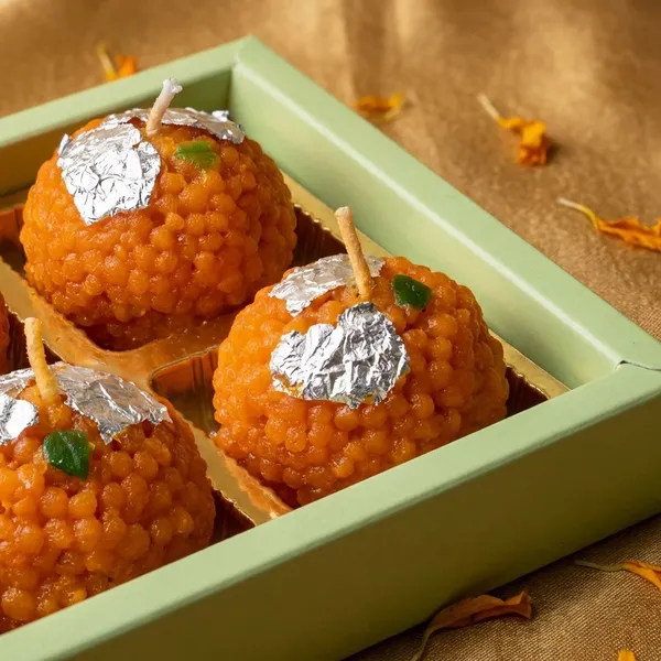 Pack_Of_4_Multicolor_Premium_Wax_Premium_Motichoor_Ladoo_Gift_Box_Candle_For_Home_Decor