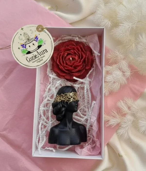 Black_Premium_Wax_Noir_And_Bloom_Candle_For_Home_Decor
