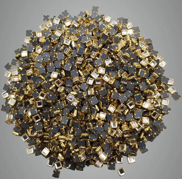 Gold_Resin_Kundan_Stone_Premium_Jewellery_Making_Beads_For_Jewellery_Making