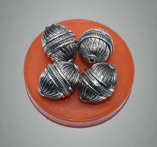 Silver_Stone_Premium_Jewellery_Making_Beads_For_Jewellery_Making