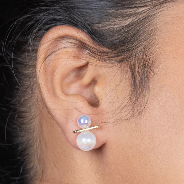 Golden_Pearl_Pop_Studs_Anti_Tarnish_Earring_For_Women_And_Girls