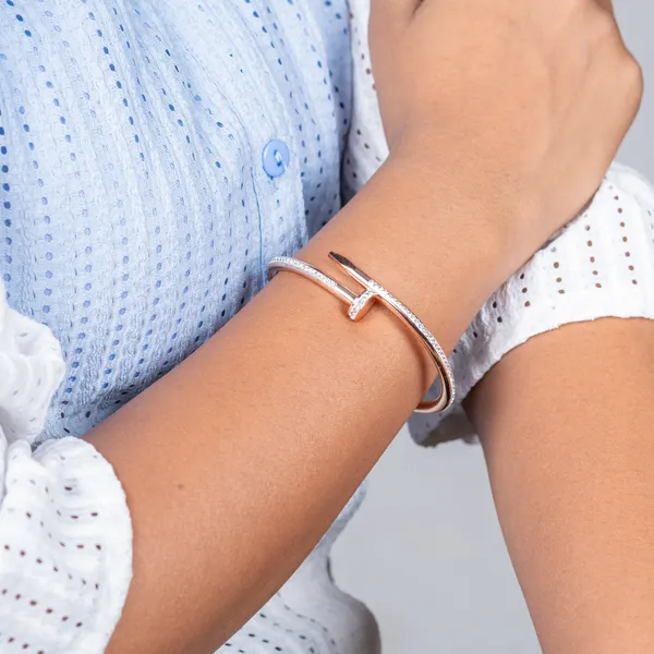 Rose_Gold_Nailhead_Chic_Cuff_Anti_Tarnish_Bracelet_For_Women_And_Girls