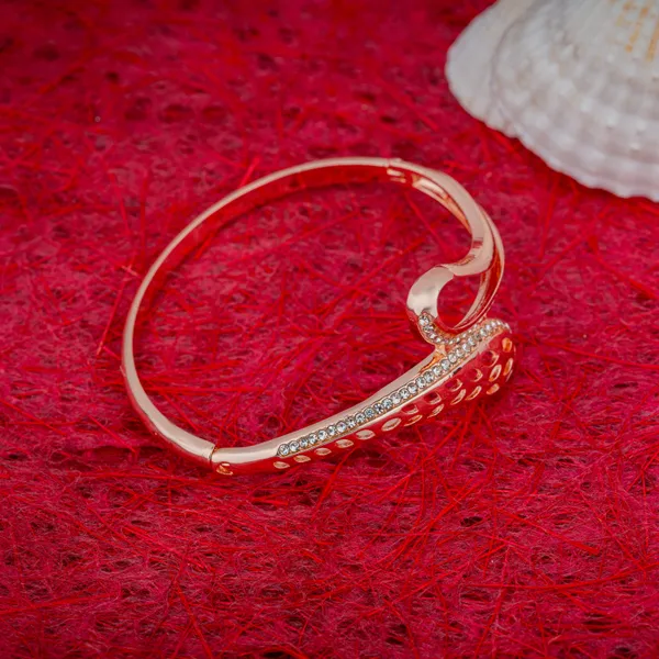 Rose_Gold_Swirl_Cuff_Anti_Tarnish_Bracelet_For_Women_And_Girls