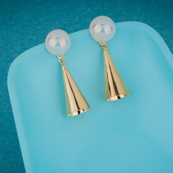 Golden_Cone_Pearl_Drops_Anti_Tarnish_Earring_For_Women_And_Girls
