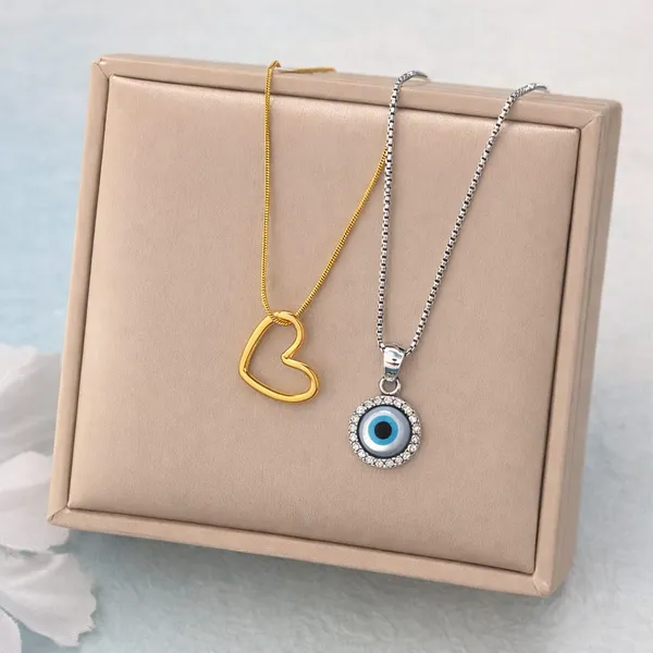 Silver_And_Gold_Alloy_Premium_Chain_For_Women
