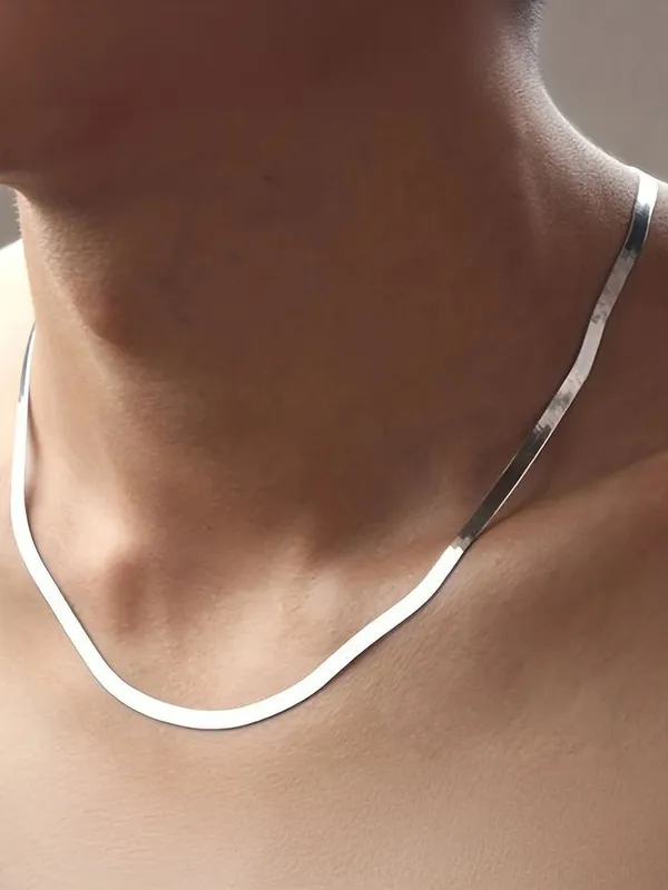 Silver_Alloy_Premium_Chain_For_Women