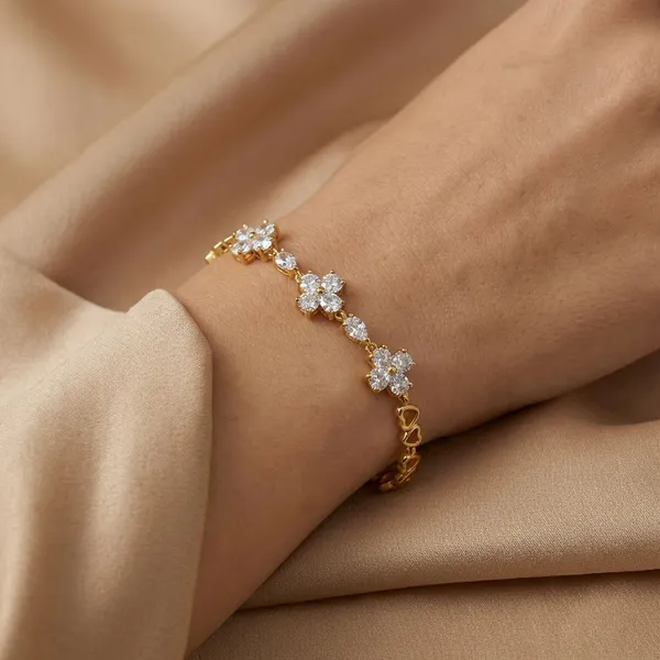 Gold_Plated_Premium_Glass_Crystals_Bracelet_For_Women