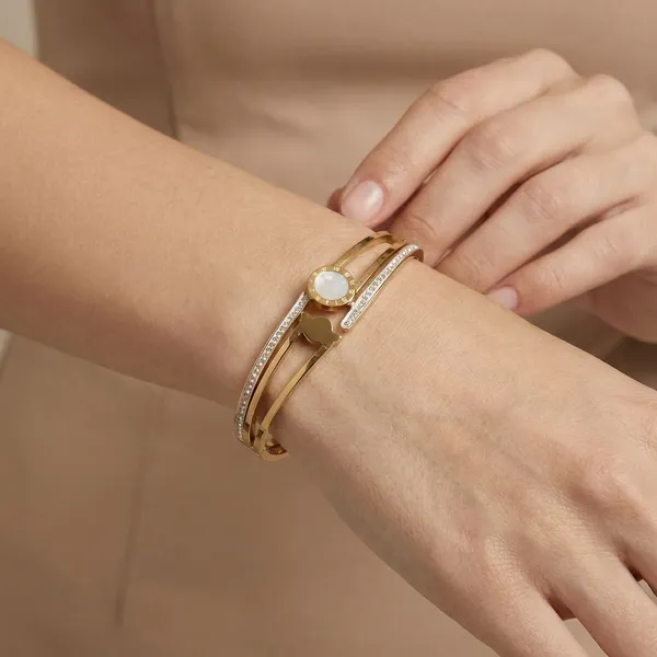 Gold_Plated_Premium_Glass_Crystals_Bracelet_For_Women