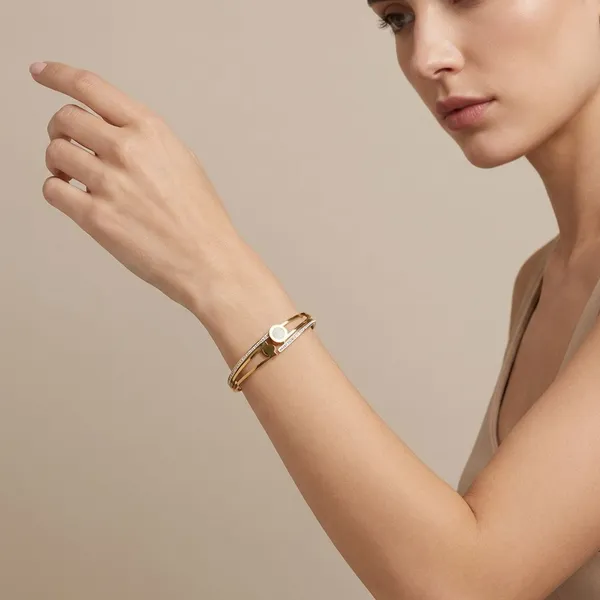Gold_Plated_Premium_Glass_Crystals_Bracelet_For_Women