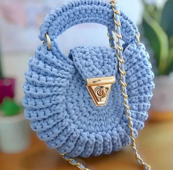 Blue_Bold_Bloom_Crochet_Purse_For_Women