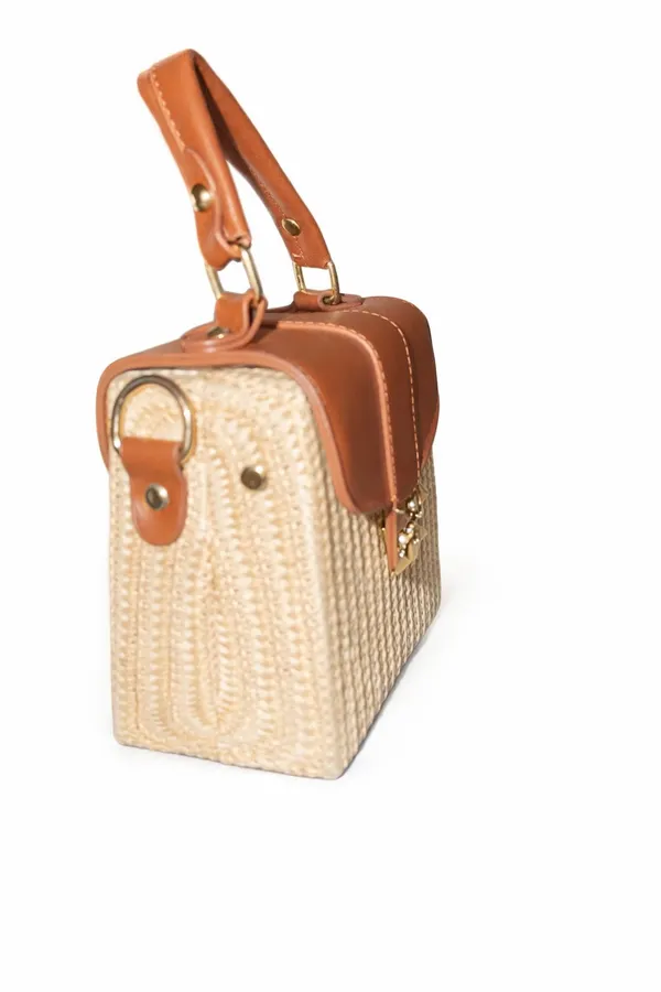 Brown_Artisan_Flap_Purse_For_Women
