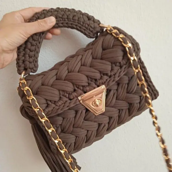 Brown_Crochet_Purse_For_Women