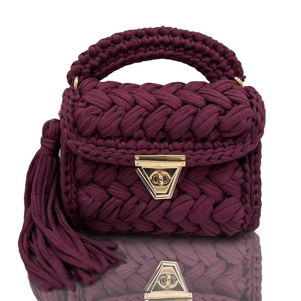 Burgundy_Handmade_Crochet_Burgundy_Purse_For_Women