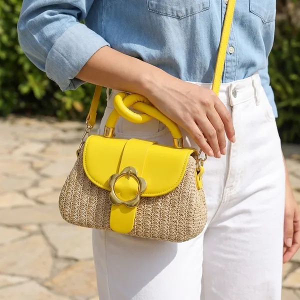 The_Sculpted_Knot_Purse_Yellow