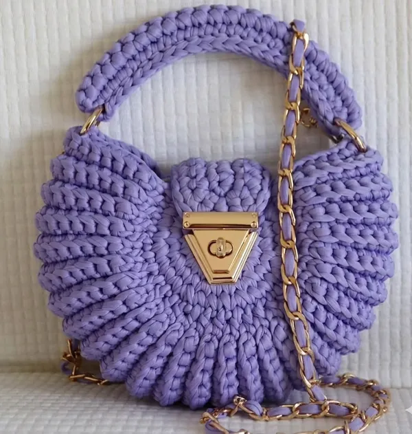 Purple_Bold_Bloom_Crochet_Purse_For_Women