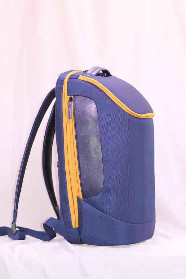 Blue_Polyurethane_Back_Pack_for_Men_&_Women