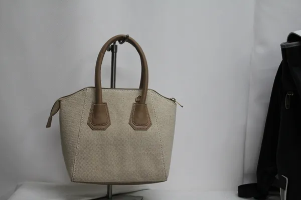 Beige_Canvas_Hand_Bag_for_Men_&_Women