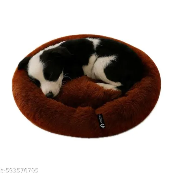 Oval_Shaped_Faux_Fur_Pet_Bed_For_Dogs_Kittens_S_Brown