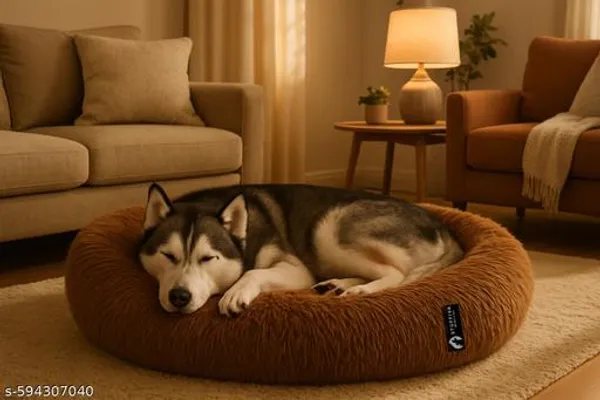 Oval_Shaped_Faux_Fur_Pet_Bed_For_Dogs_Kittens_Xl_Brown