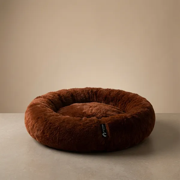 Oval_Shaped_Faux_Fur_Pet_Bed_For_Dogs_Kittens_S_Brown