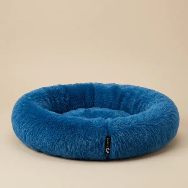 Oval_Shaped_Faux_Fur_Pet_Bed_For_Dogs_Kittens_M_Blue