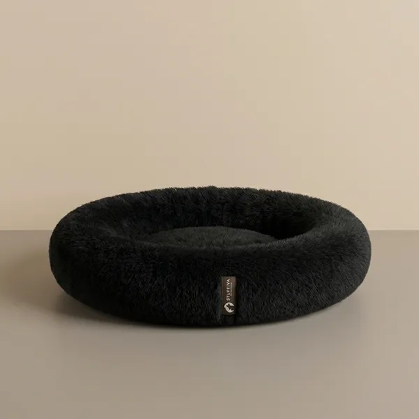 Oval_Shaped_Faux_Fur_Pet_Bed_For_Dogs_Kittens_M_Black