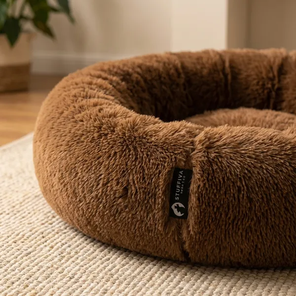 Oval_Shaped_Faux_Fur_Pet_Bed_For_Dogs_Kittens_Xl_Brown