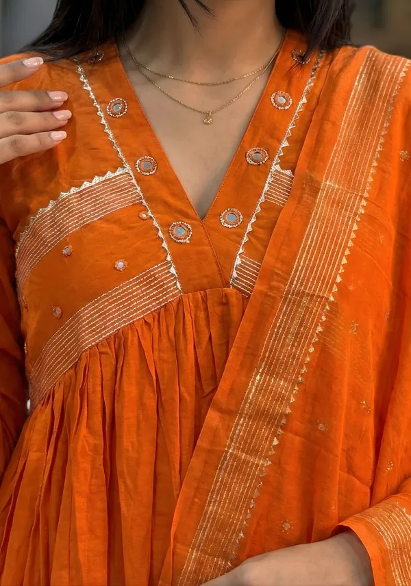 Royal_Aura_Rust_Anarkali_Kurta_Set_with_Dupatta