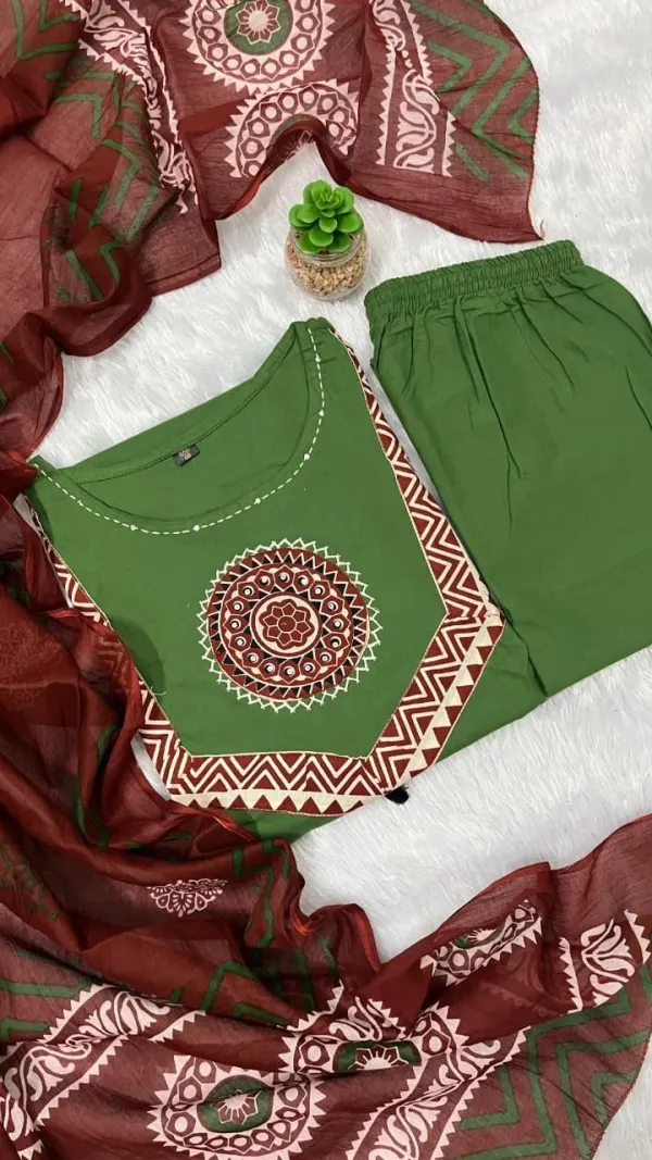 Green_Pure_Cotton_Embroidery_Green_Kurta_With_Pant_And_Dupatta_For_Women