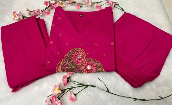 Pink_Ethnic_Motifs_Embroidered_Regular_Thread_Work_Kurta_With_Trousers_&_With_Dupatta_For_Women
