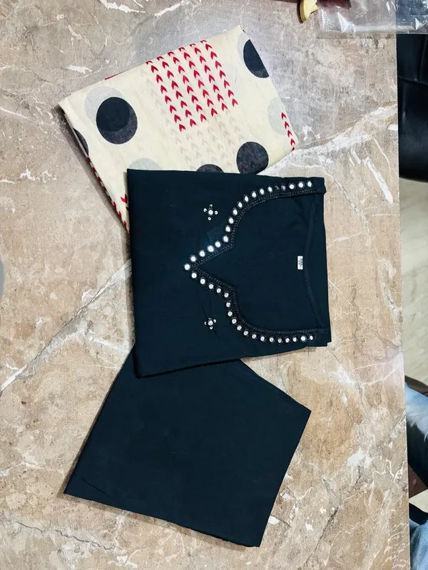 Women_Black_Solid_Kurta_Pant_Set_with_Printed_Dupatta