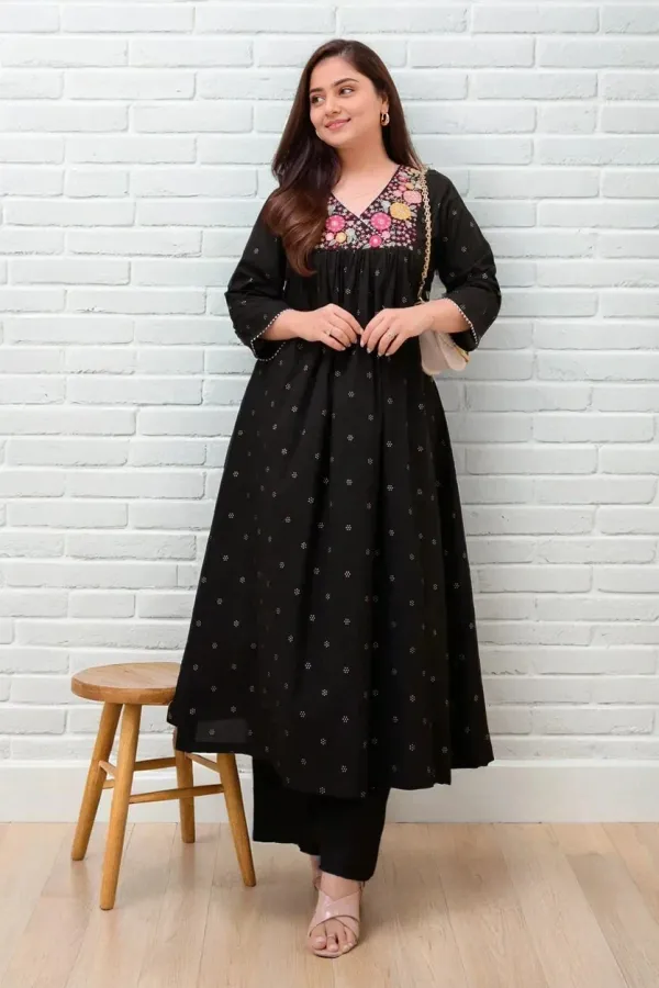 Black_Floral_Embroidered_Angrakha_Kurta_With_Palazzo_For_Women