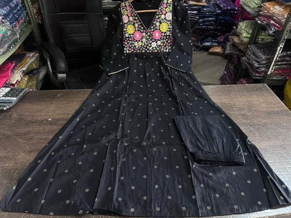 Black_Floral_Embroidered_Angrakha_Kurta_With_Palazzo_For_Women
