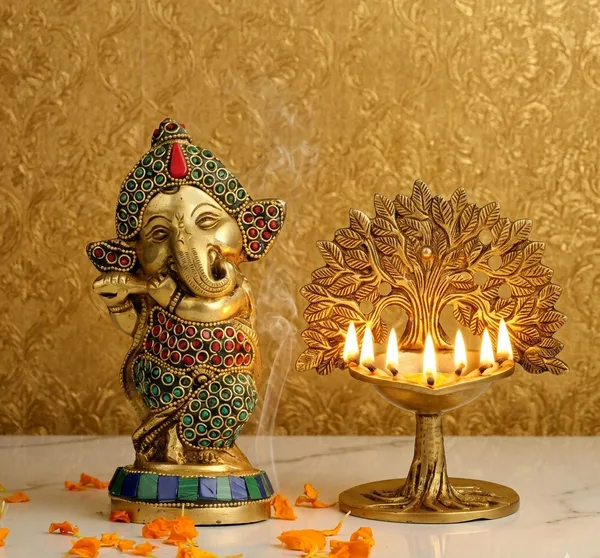 Gold_Brass_Tree_Of_Life_Decorative_Diya_Stand_With_Oil_Lamp_And_Ganesh_Idol_Pack_Of_2