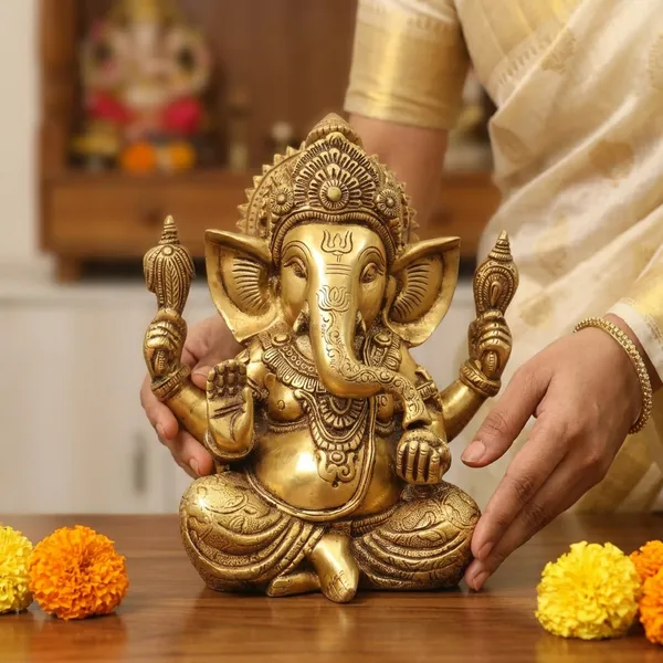 Gold_Brass_Ganesha_Idol_For_Home_Temple,_Office_Decor,_Gifting